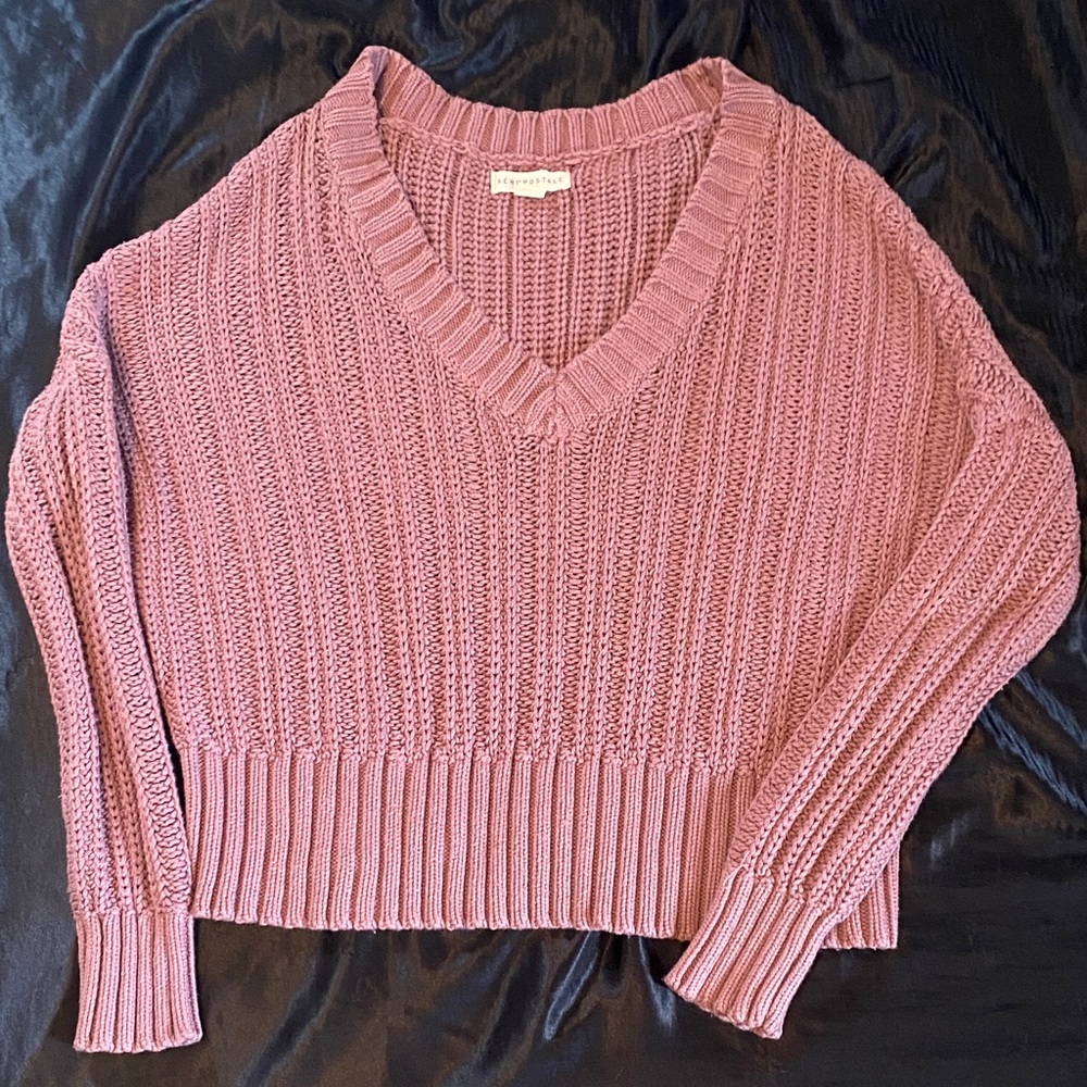 Aeropostale Mauve V-Neck Sweater